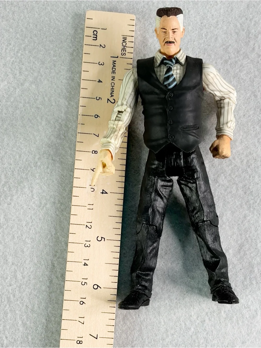Spider Man J Jonah Jameson Action Figure Desk Pounding 2002 Toy Biz Marvel Compl